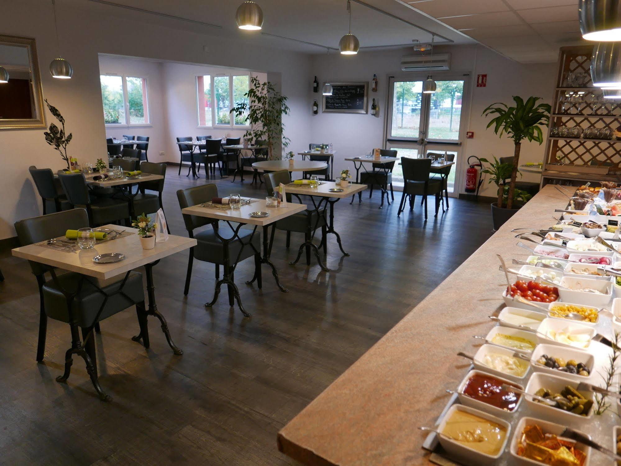 Best Hotel Lyon - Saint Priest Экстерьер фото